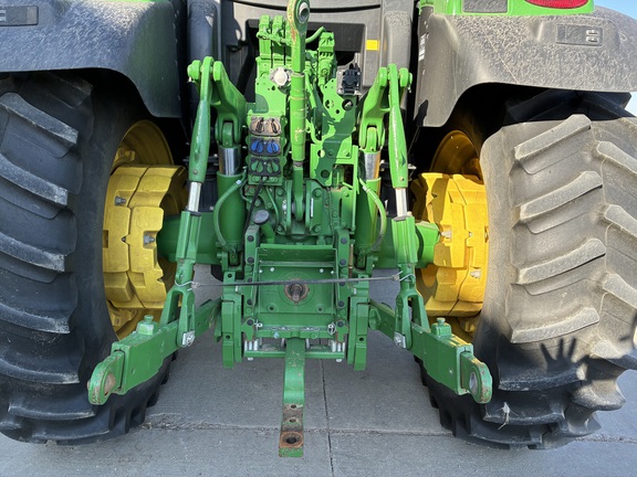2020 John Deere 6155R (3rd thumbnail)