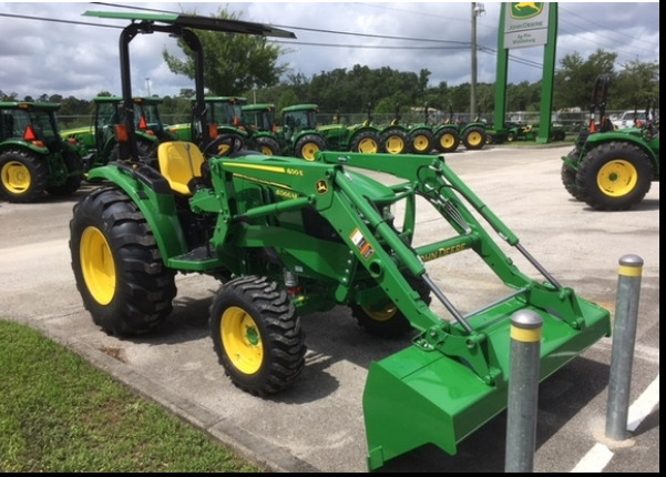 2022 John Deere 4066M Image 3