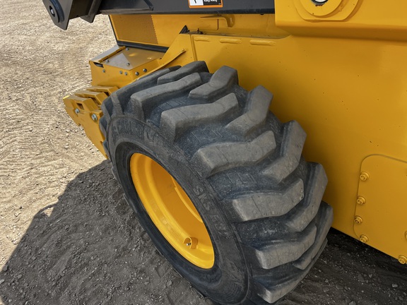 2022 John Deere 330G - Photo13