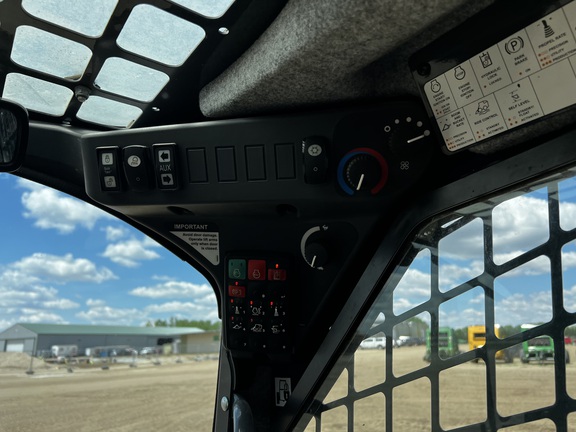 2022 John Deere 330G - Photo25