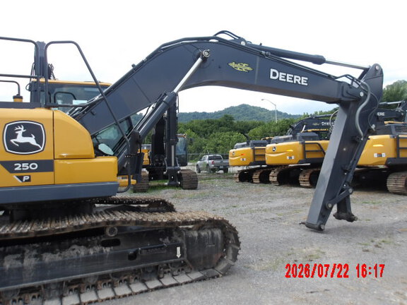 2024 John Deere 250 P-Tier