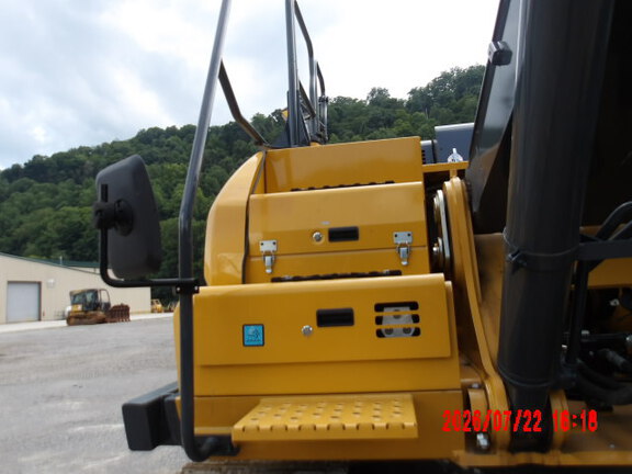 2024 John Deere 250 P-Tier