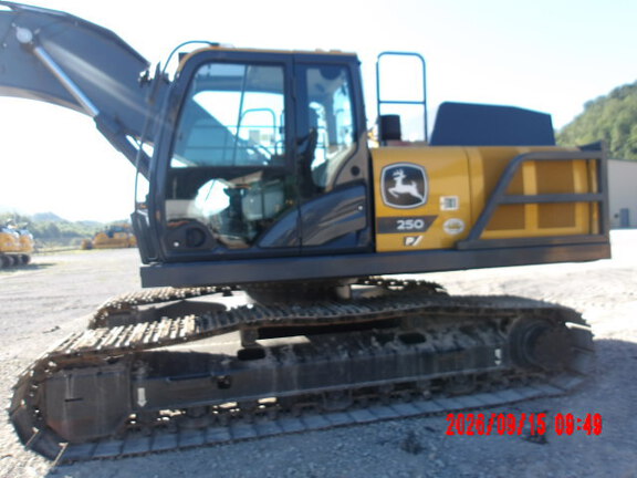 2024 John Deere 250P