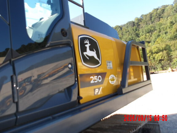 2024 John Deere 250P