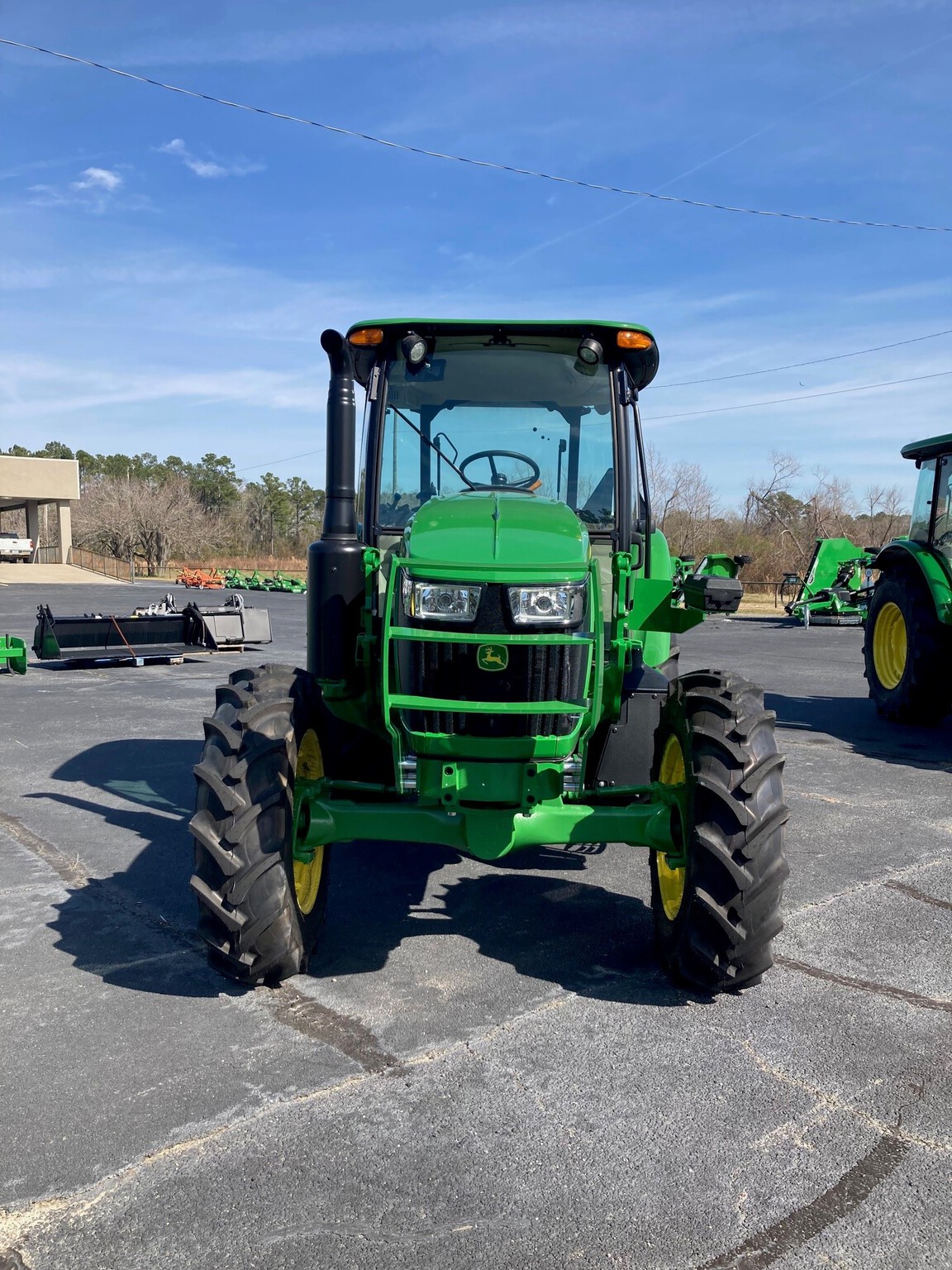 2024 John Deere 5090E Image 2