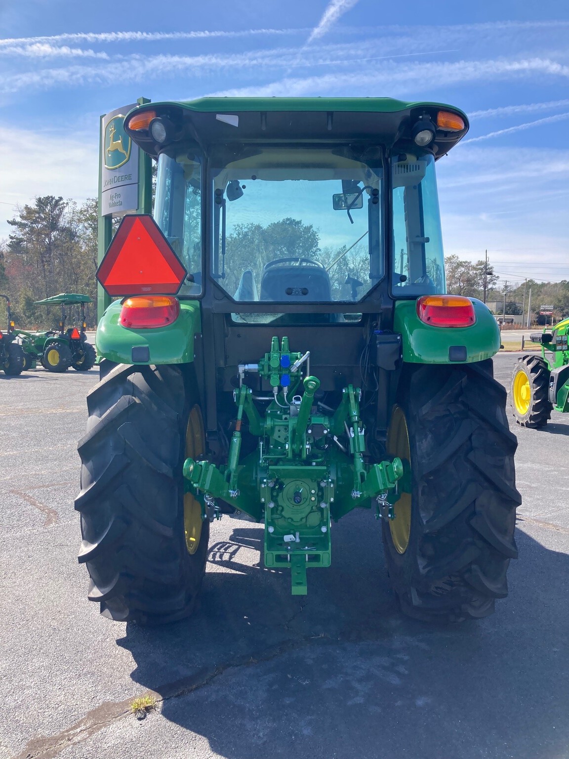 2024 John Deere 5090E Image 4