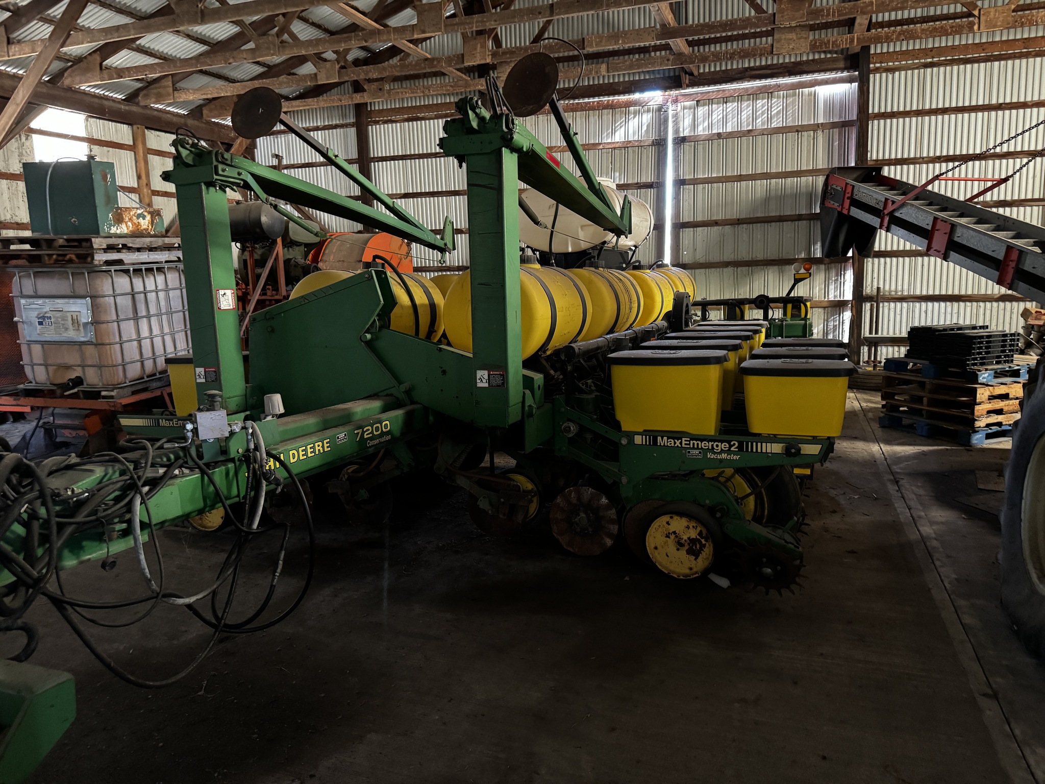 1995 John Deere 7200 Image 1