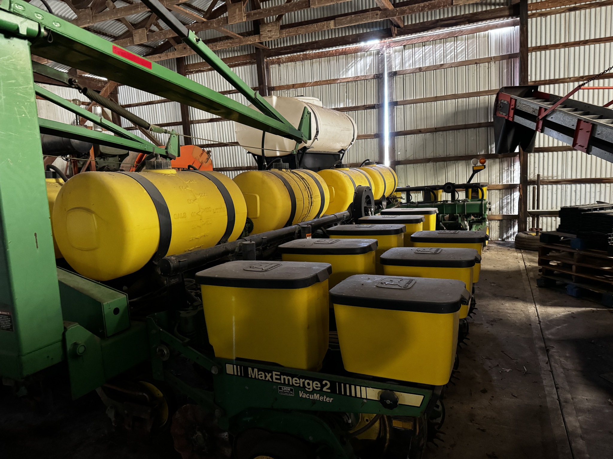 1995 John Deere 7200 Image 3