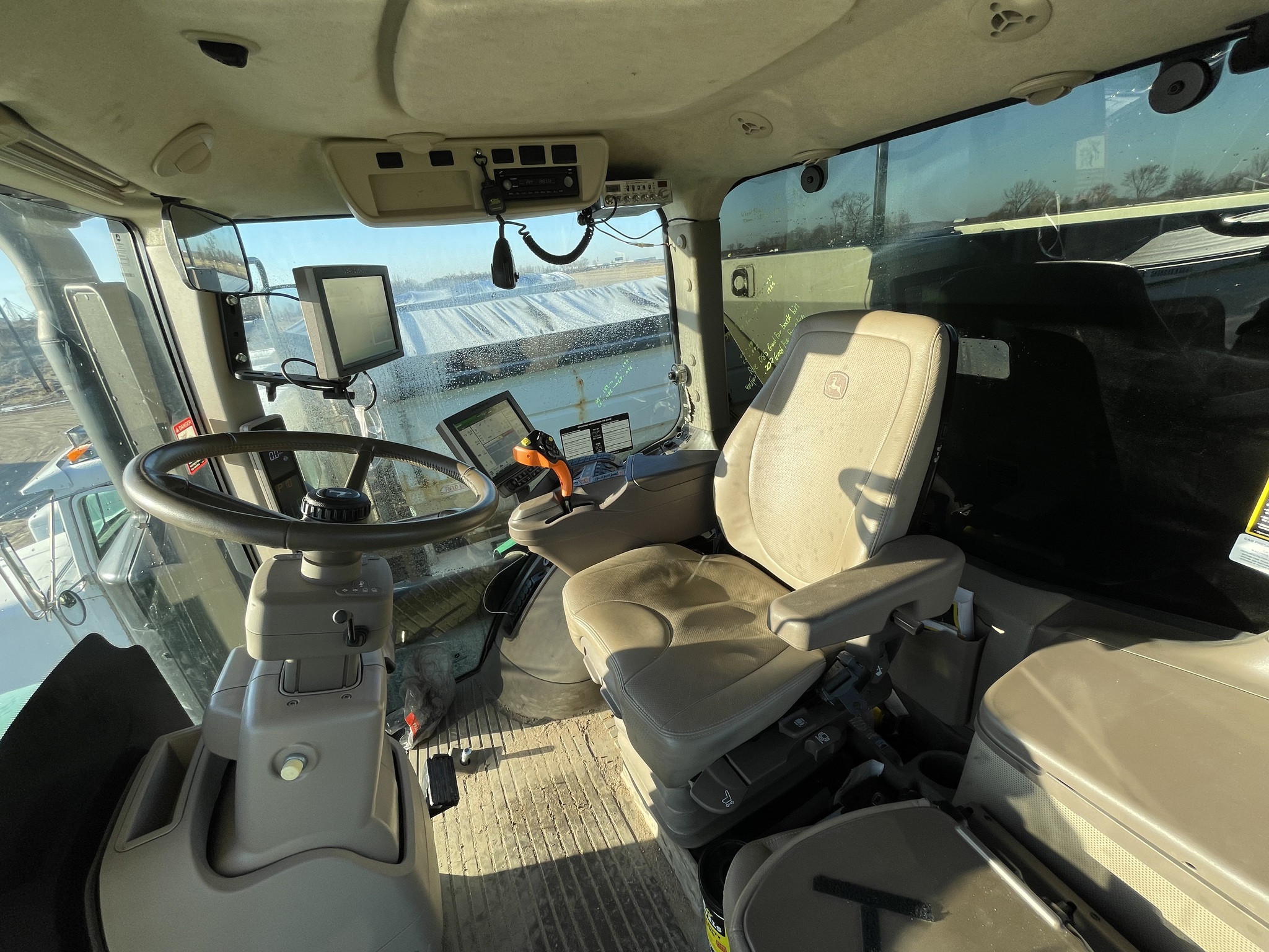 2021 John Deere R4045 Image 4