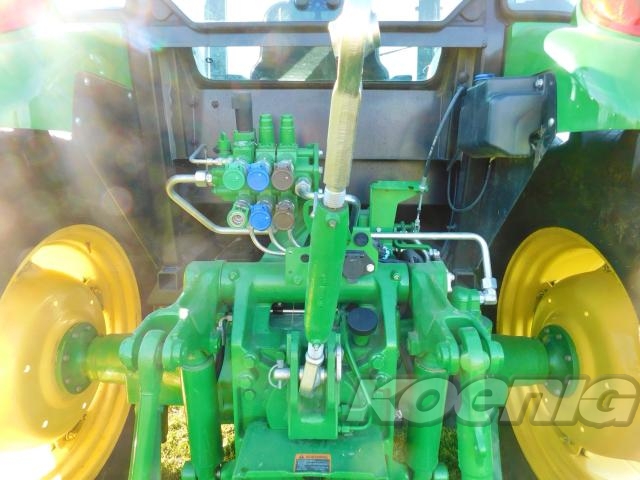 Used 2022 John Deere 6120E Utility Tractors at Koenig Equipment in Rushville, IN - PhotoXL14