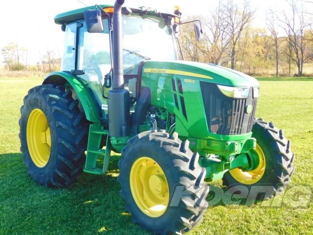 Used 2022 John Deere 6120E Utility Tractors at Koenig Equipment in Rushville, IN - PhotoXL1