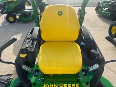 2025 John Deere Z720E Image 4