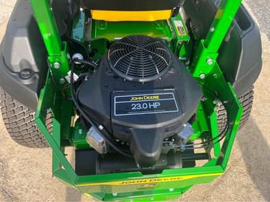 2025 John Deere Z720E Image 6