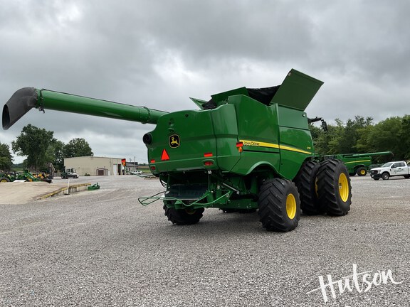Photo of 2024 John Deere S780
