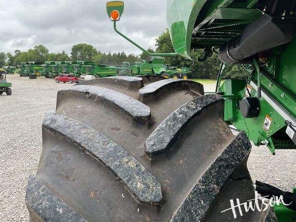 Photo of 2024 John Deere S780