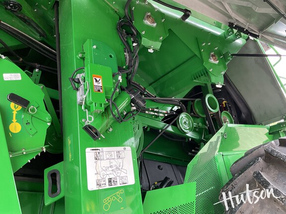 Photo of 2024 John Deere S780