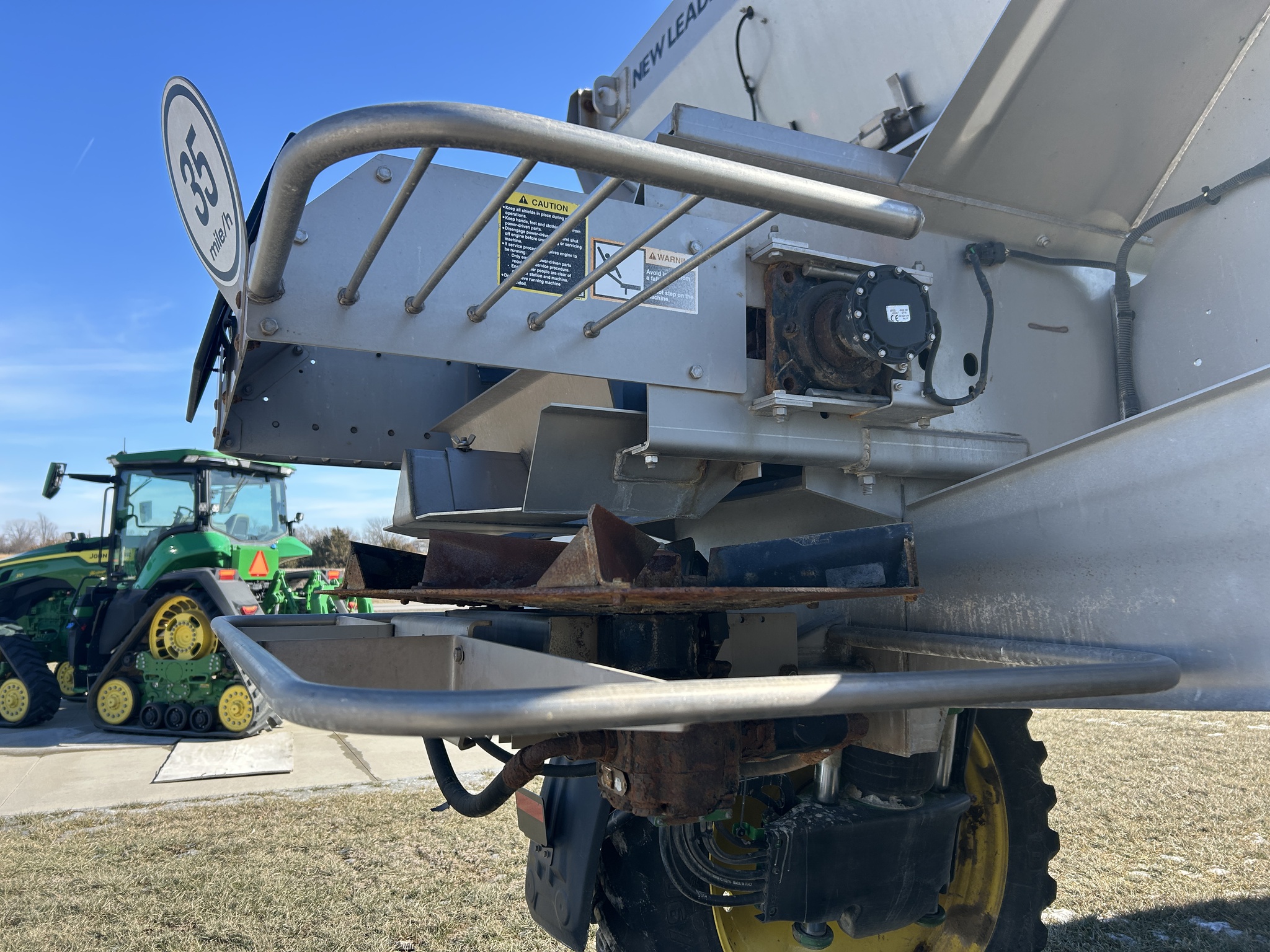  2022 John Deere 400R at Heritage Tractor in Adrian, MO