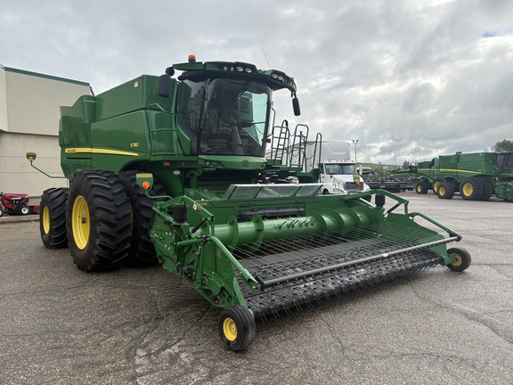 Used 2018 John Deere S780 Combines at Horizon Ag & Turf in Edmonton West, AB - Photo4