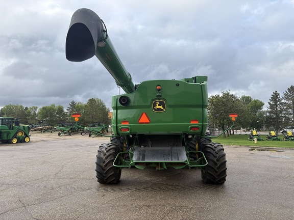 Used 2018 John Deere S780 Combines at Horizon Ag & Turf in Edmonton West, AB - Photo7