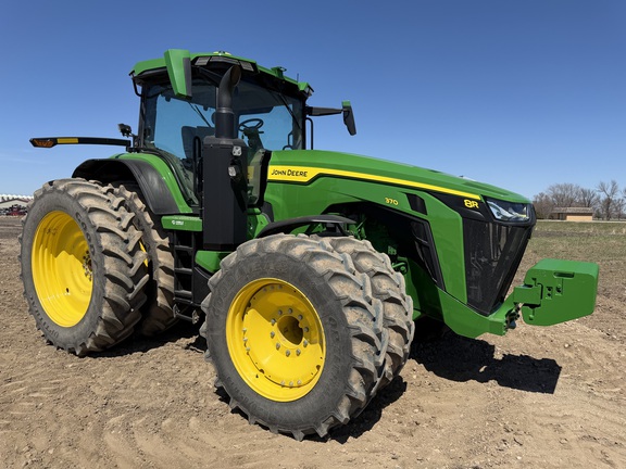  John Deere 8R 370