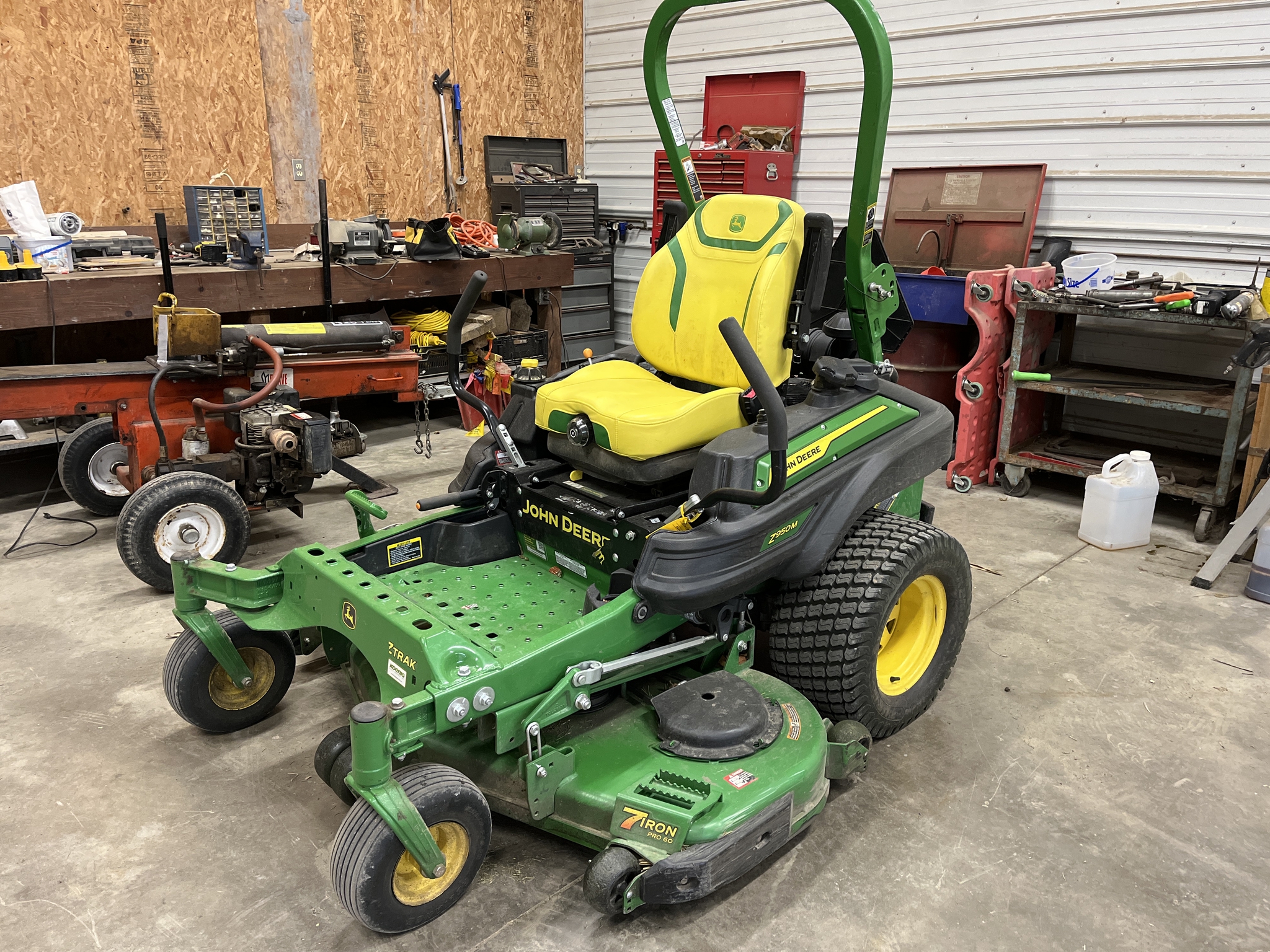 Used 2022 John Deere Z950M Zero Turn Mowers at Koenig Equipment in Urbana, OH - PhotoXL0