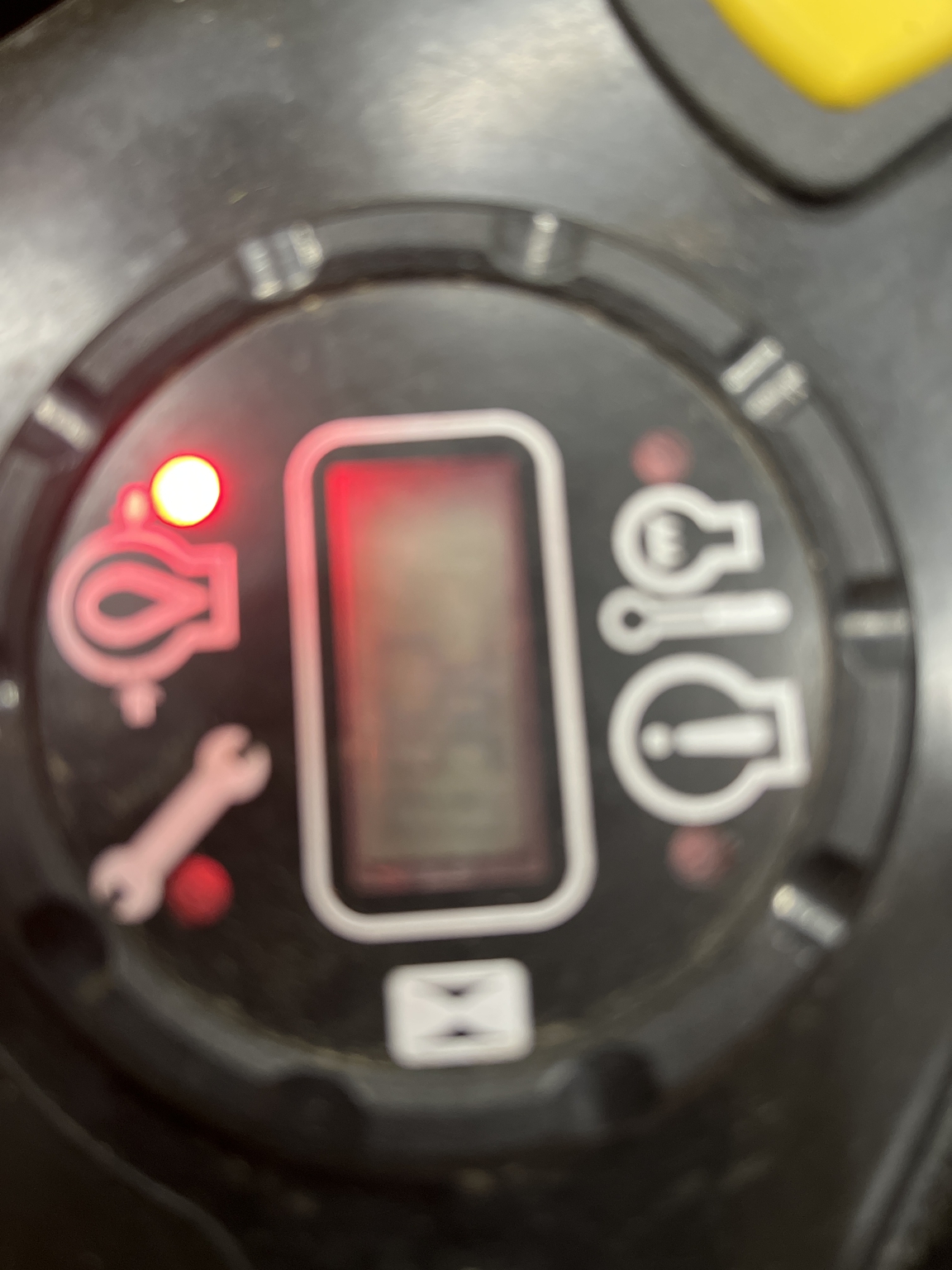 Used 2022 John Deere Z950M Zero Turn Mowers at Koenig Equipment in Urbana, OH - PhotoXL10