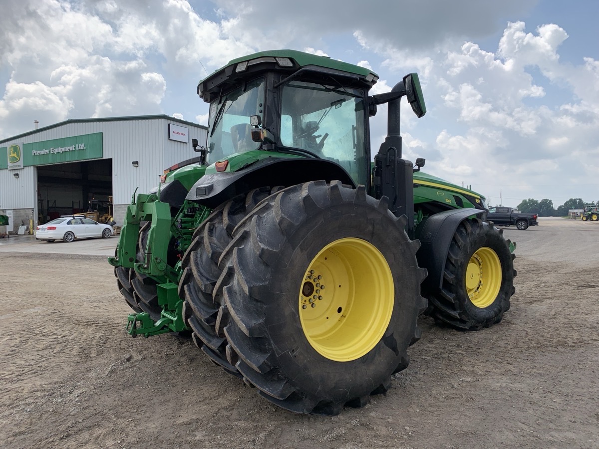 2022 John Deere 8R 310 Image 4