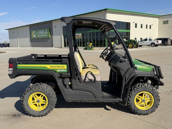 2022 John Deere XUV 835M - Photo2
