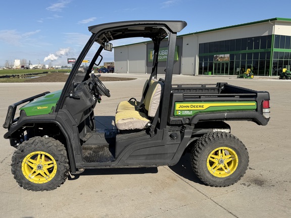 2022 John Deere XUV 835M - Photo6