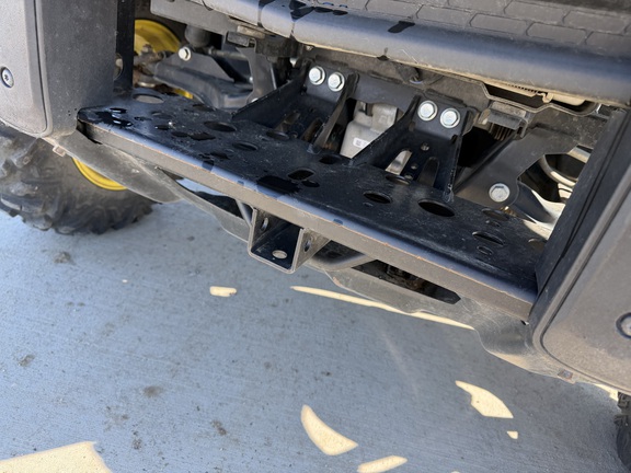 2022 John Deere XUV 835M - Photo17