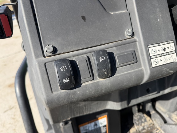 2022 John Deere XUV 835M - Photo20