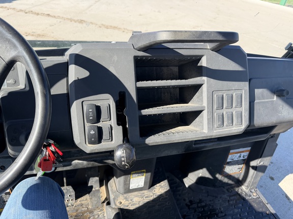 2022 John Deere XUV 835M - Photo22