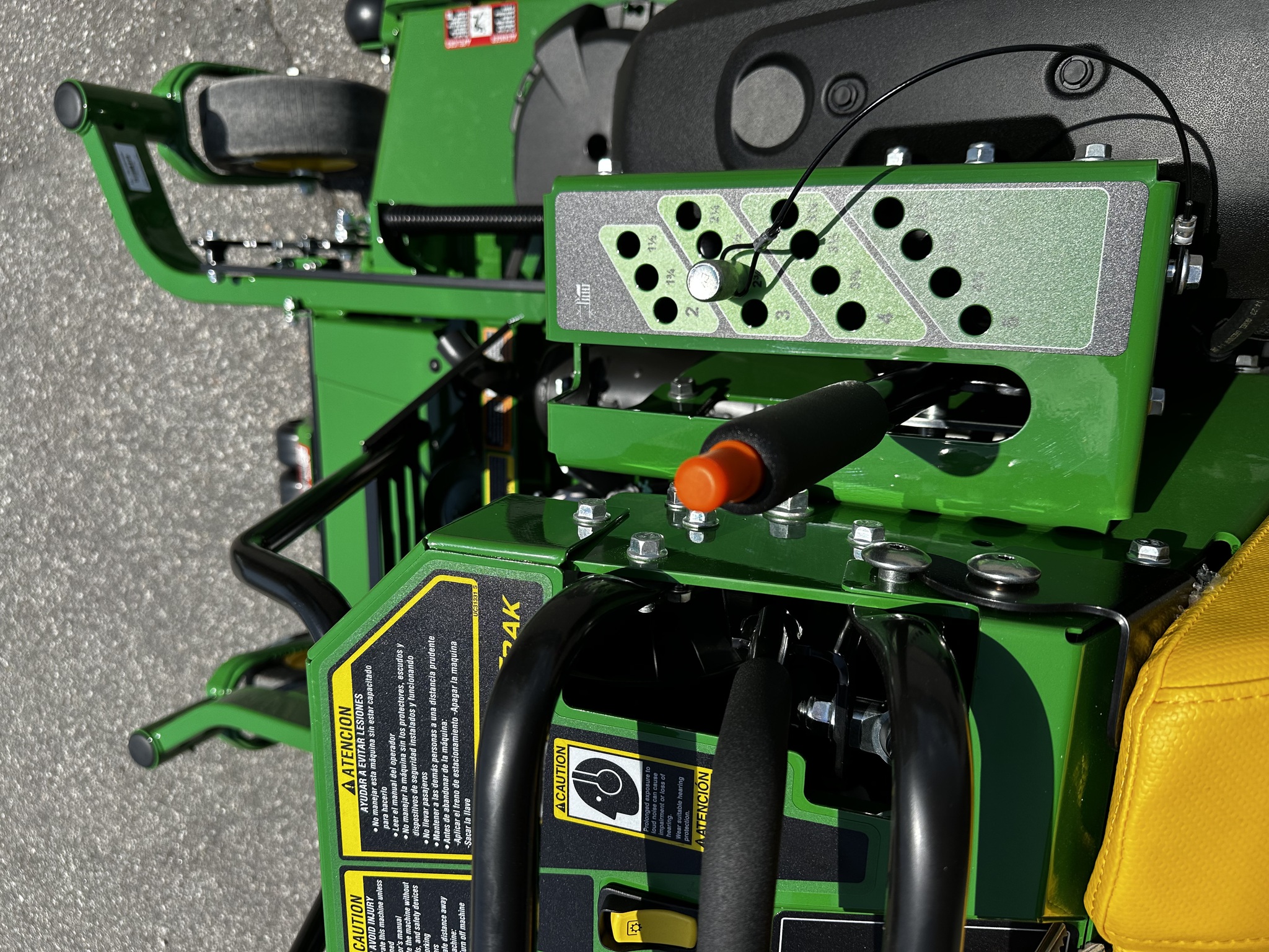 2025 John Deere Q850M Image 3