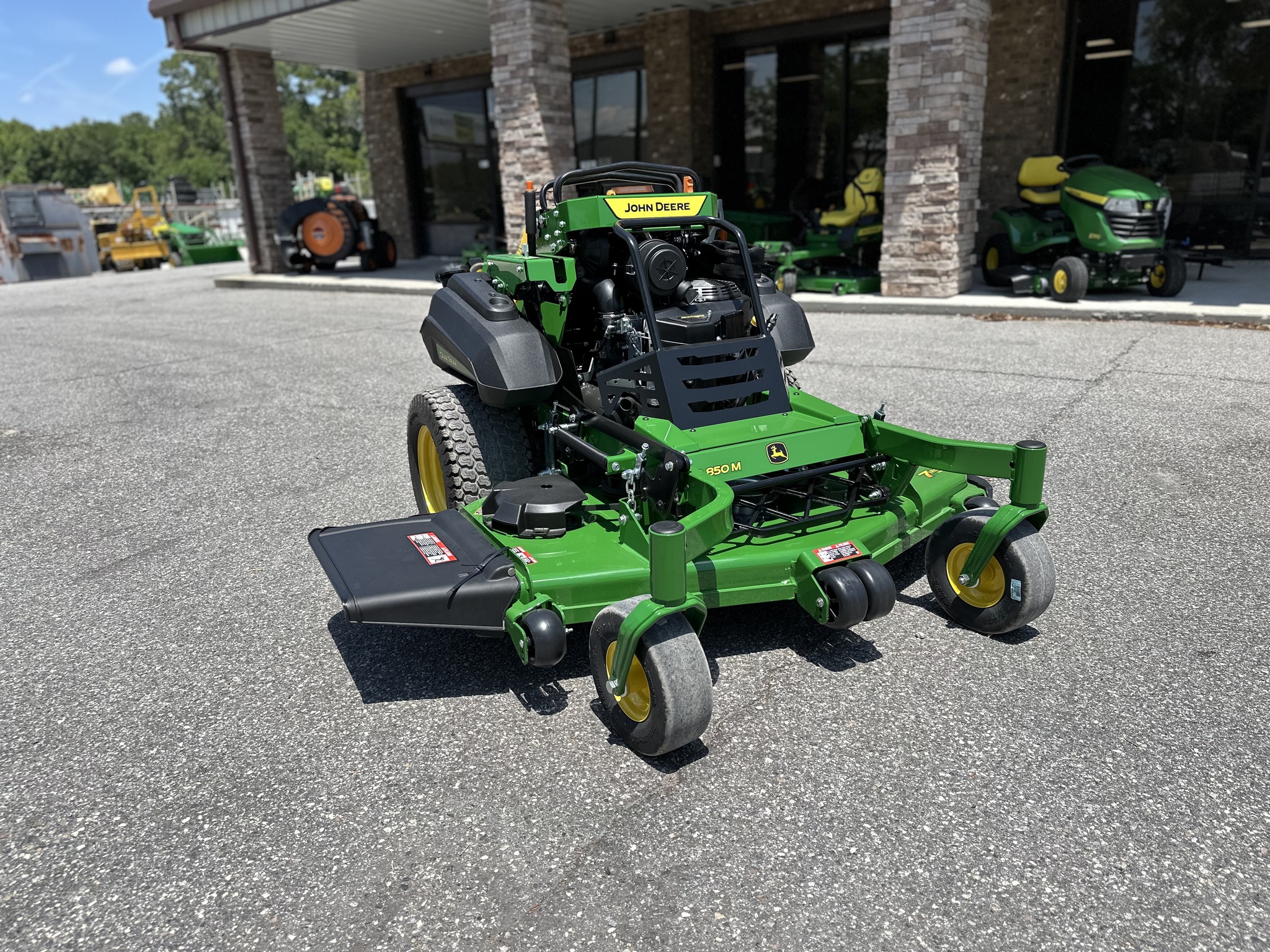 2025 John Deere Q850M Image 1