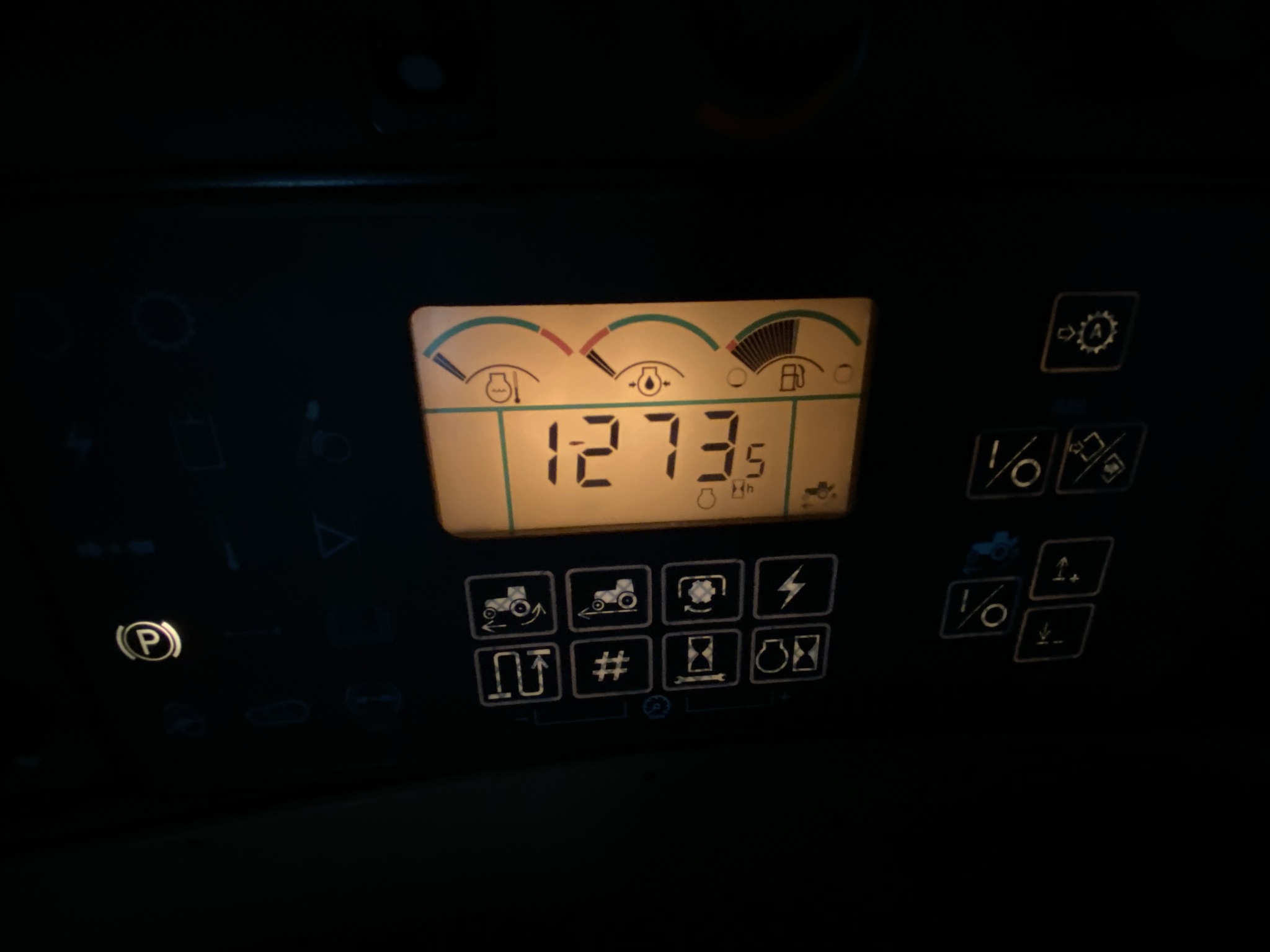 2000 John Deere 8410 Image 2