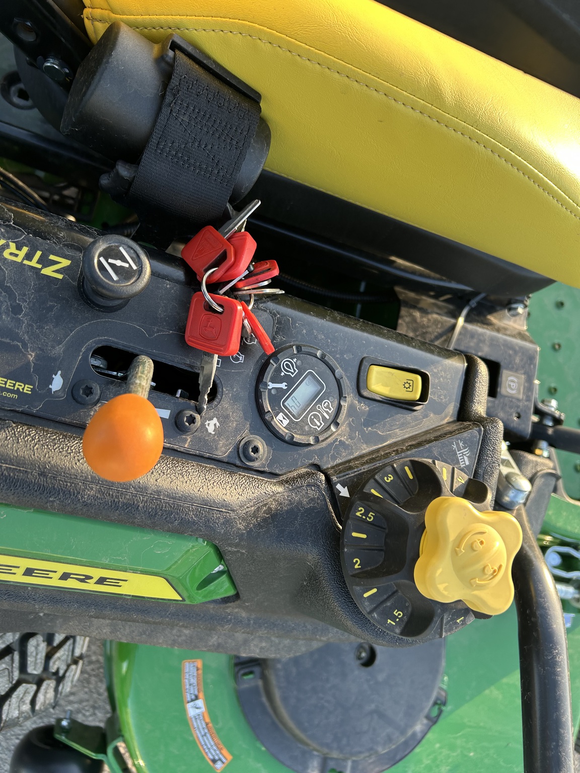 2024 John Deere Z960M Image 12