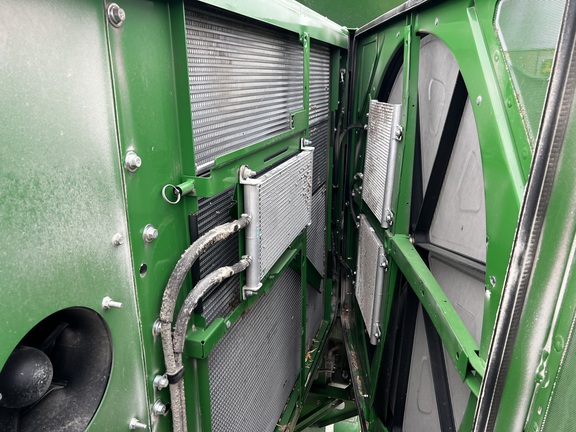 2014 John Deere S680 - Photo32