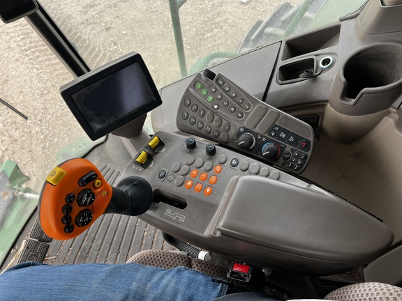 2014 John Deere S680 - Photo43