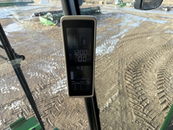 2014 John Deere S680 - Photo42