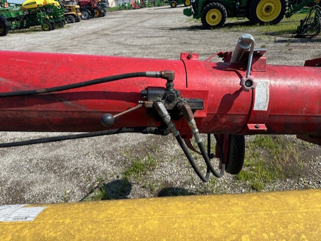   Westfield MK130-81 at Heritage Tractor in Baldwin City, KS
