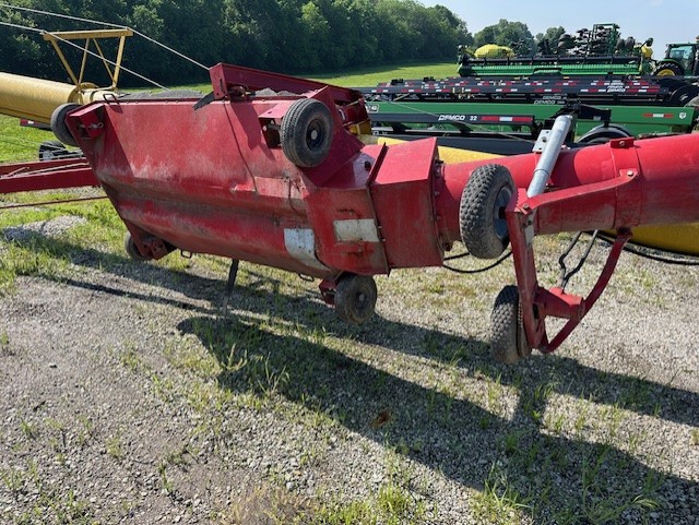   Westfield MK130-81 at Heritage Tractor in Baldwin City, KS