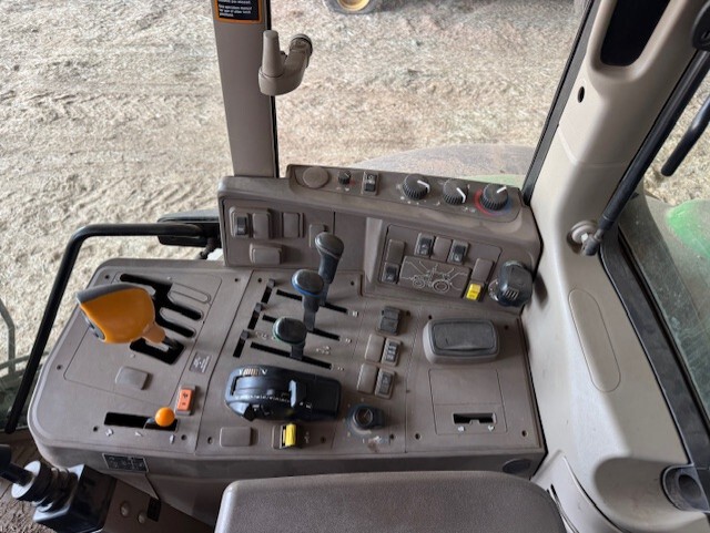 2016 John Deere 6175M Image 14