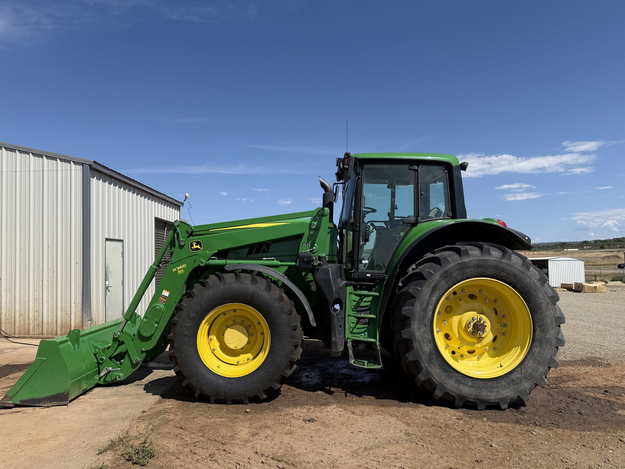 2016 John Deere 6175M Image 1