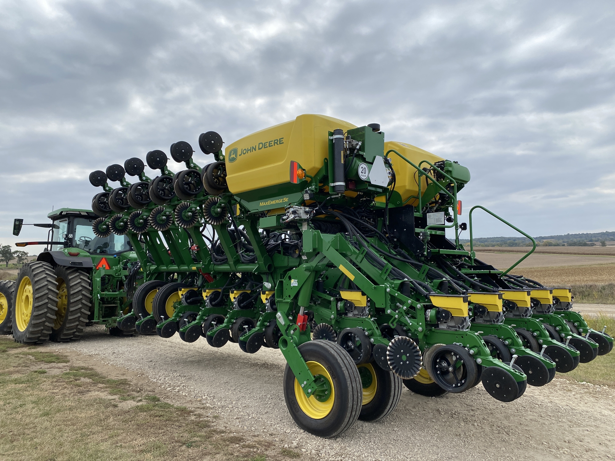 2025 John Deere 1795 Image 3