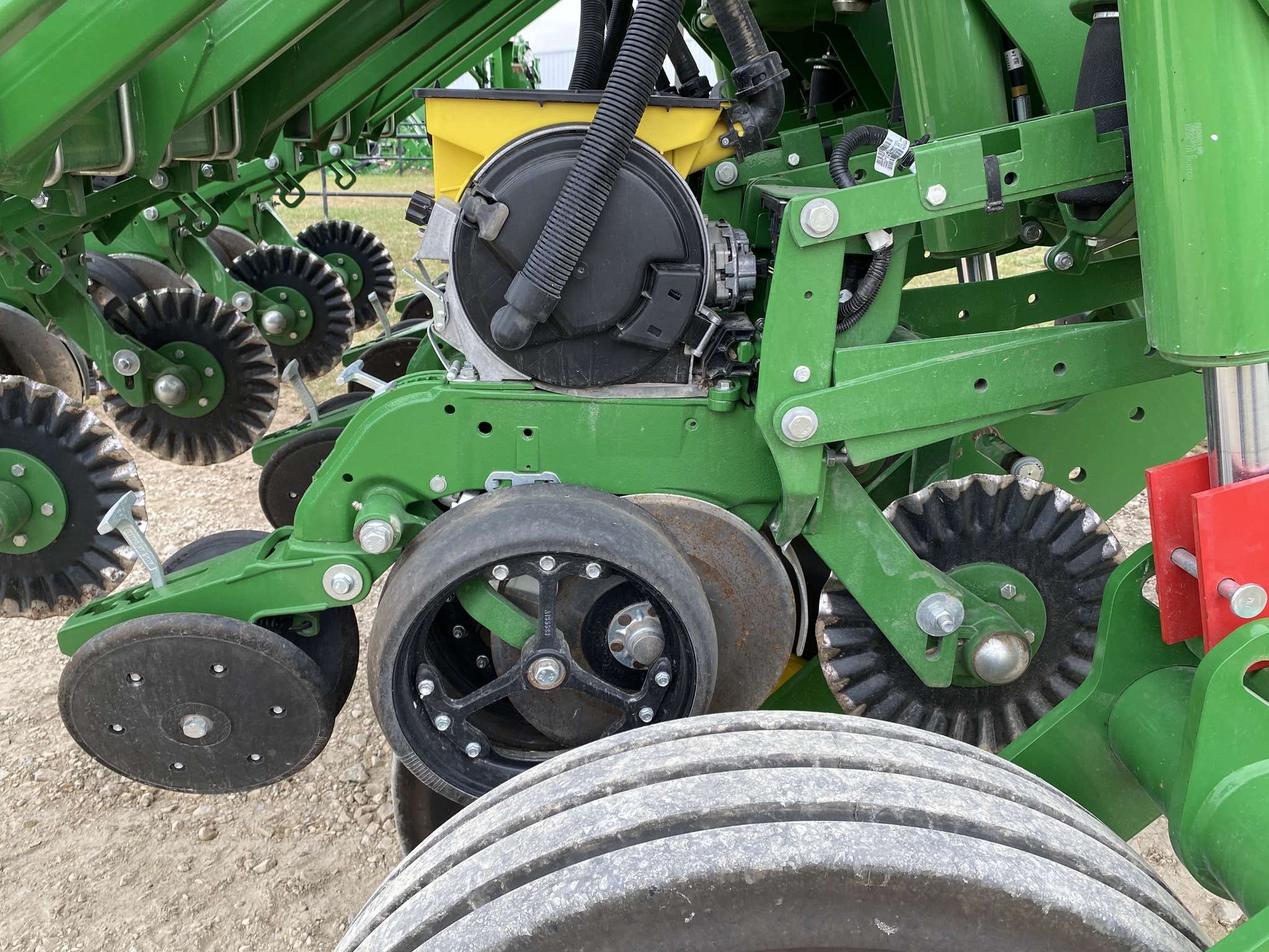 2025 John Deere 1795 Image 16