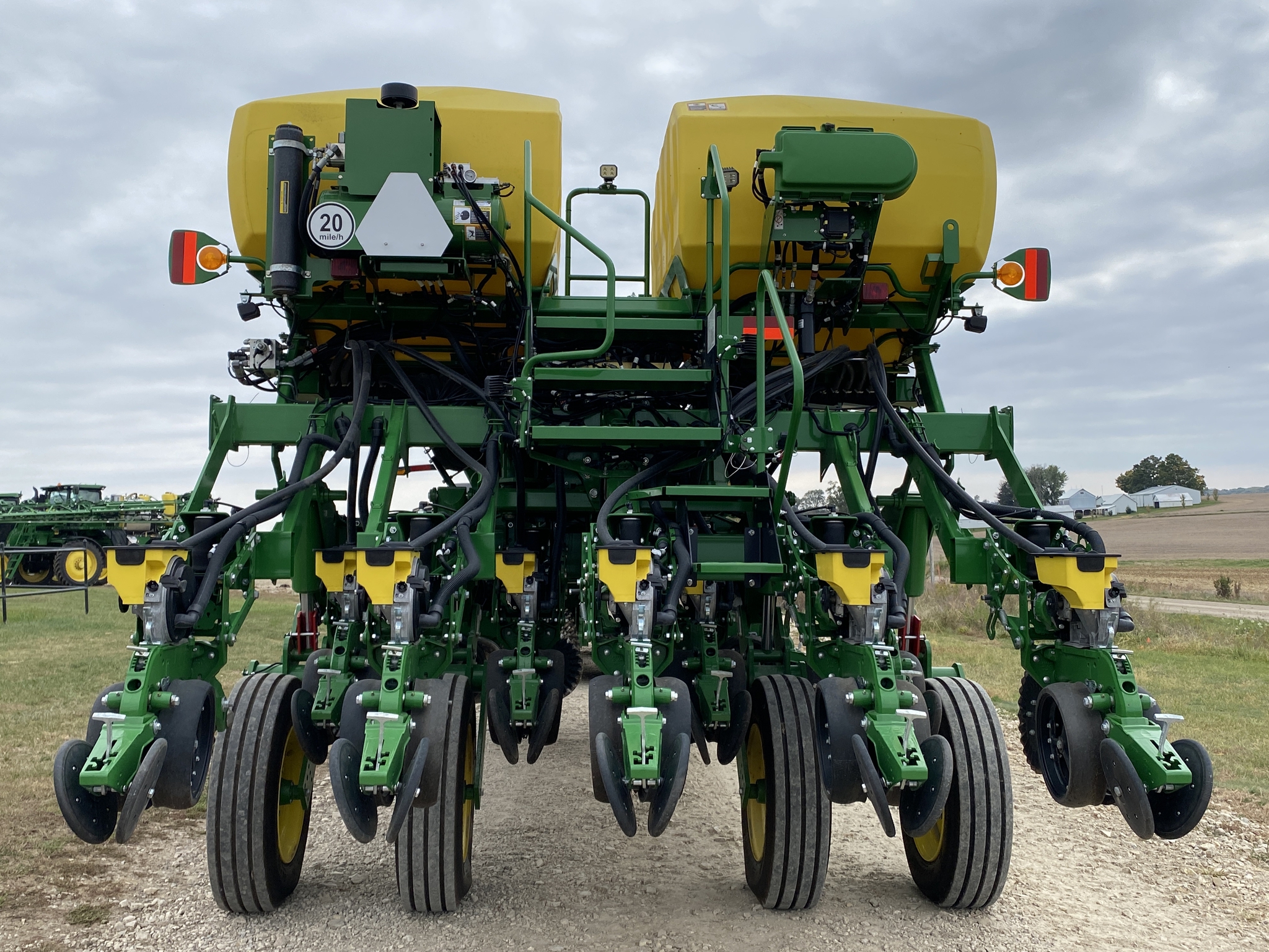 2025 John Deere 1795 Image 4