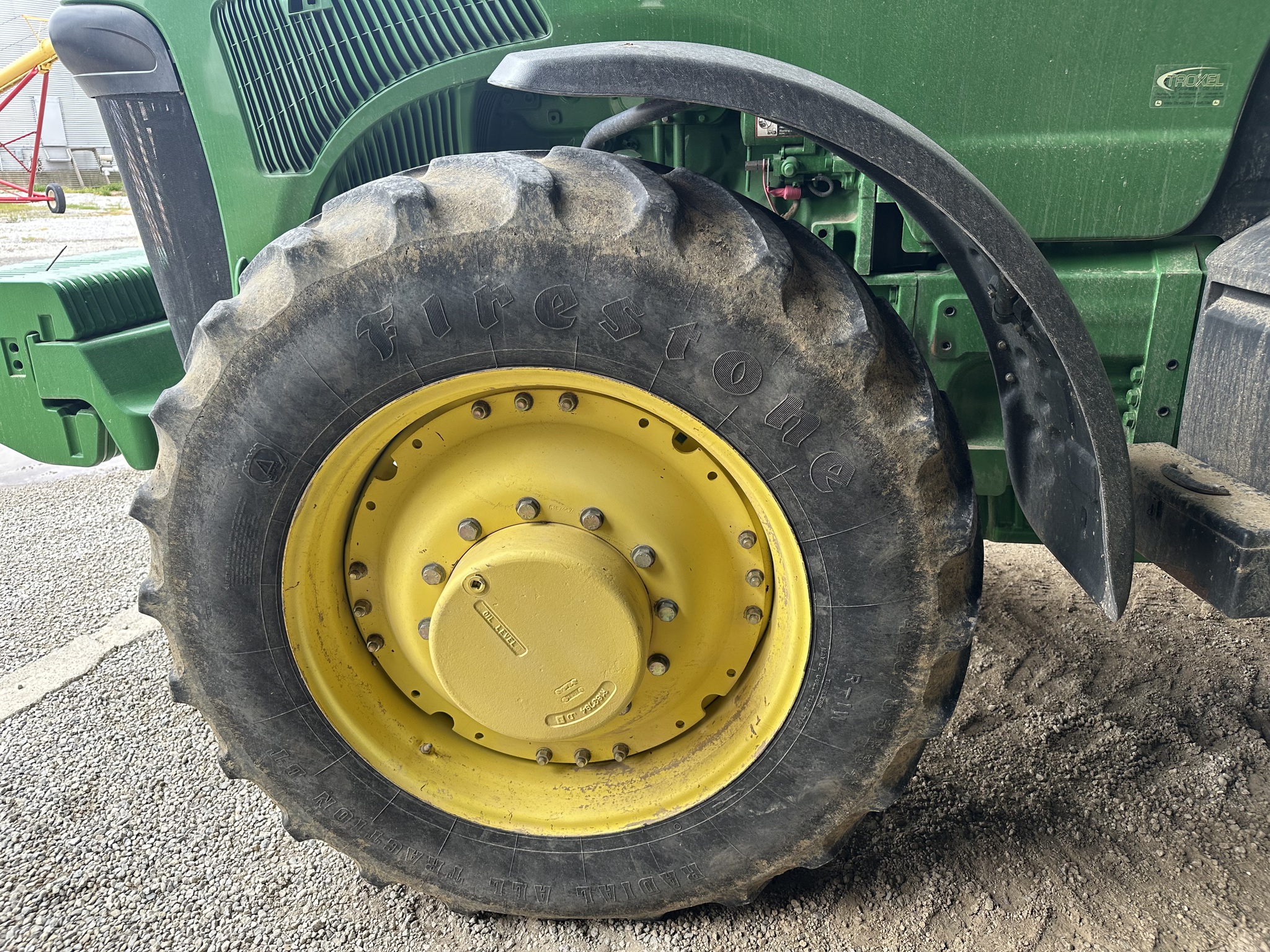 2005 John Deere 8420 Image 4