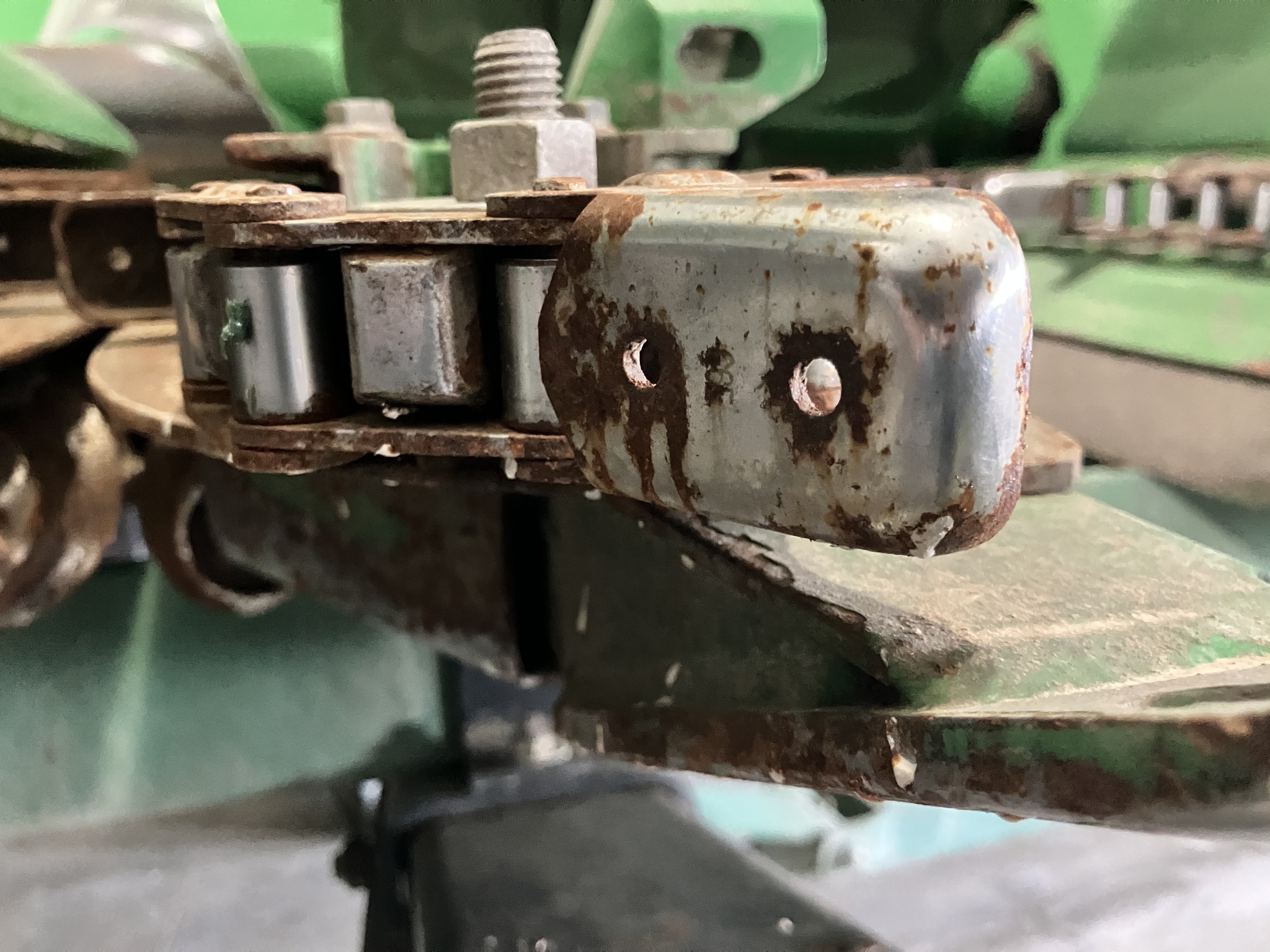 2010 John Deere 608C Image 9