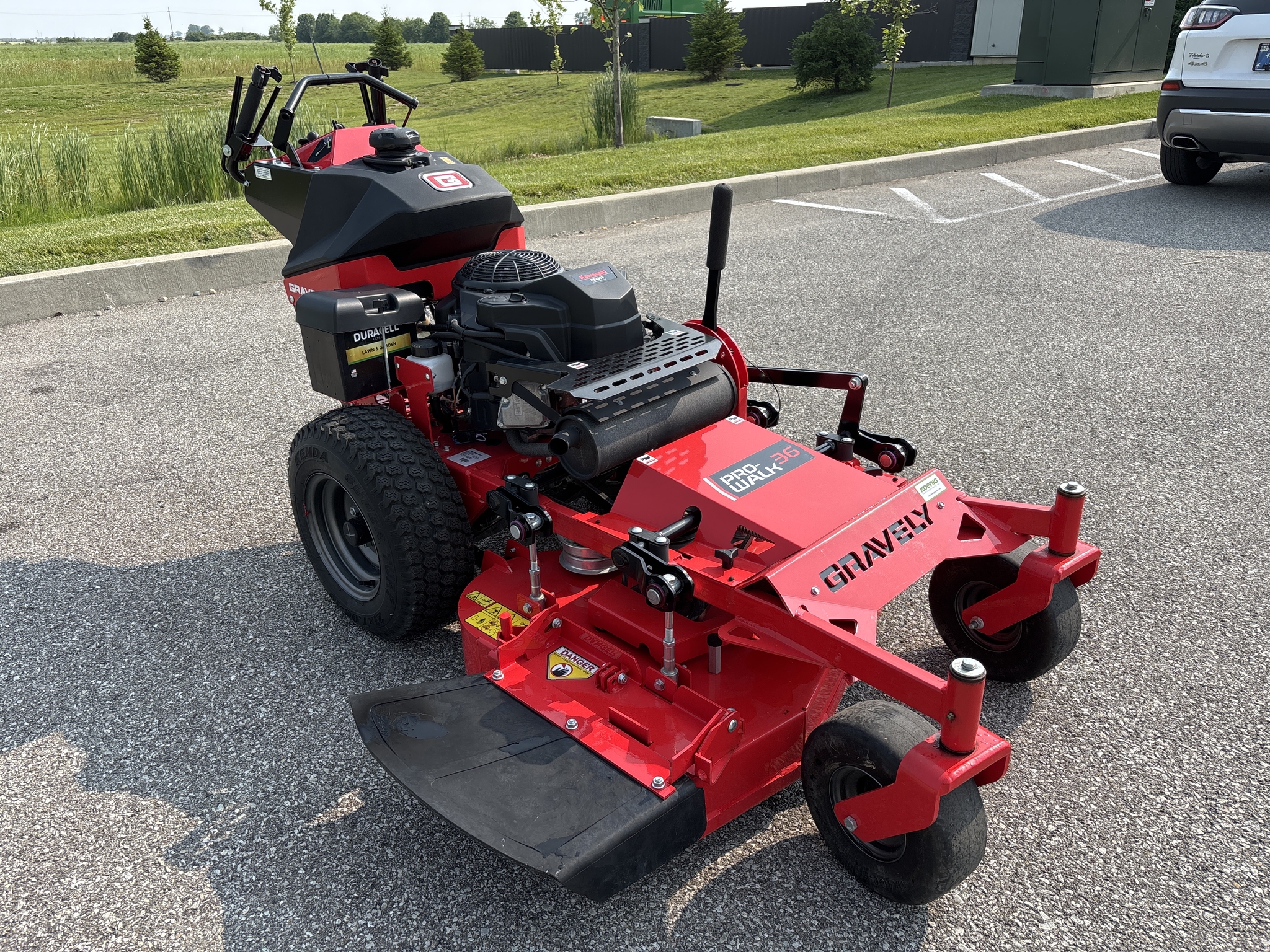 Used 2023 Gravely ProWalk36 Commercial Walk Behind Mowers at Koenig Equipment in Franklin, IN - PhotoXL2