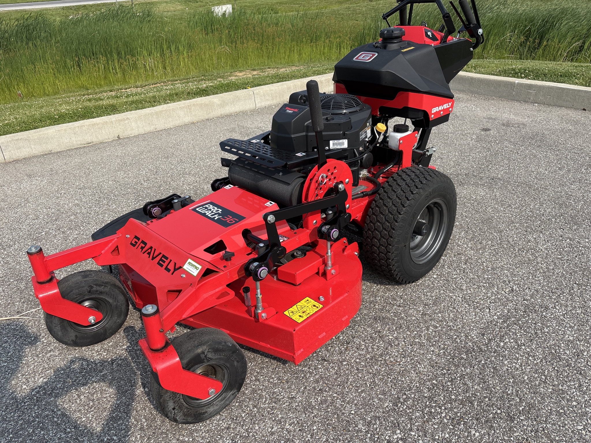 Used 2023 Gravely ProWalk36 Commercial Walk Behind Mowers at Koenig Equipment in Franklin, IN - PhotoXL0